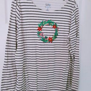 Croft & Barrow L/S‎ striped holiday tee with wreath design Size 1X